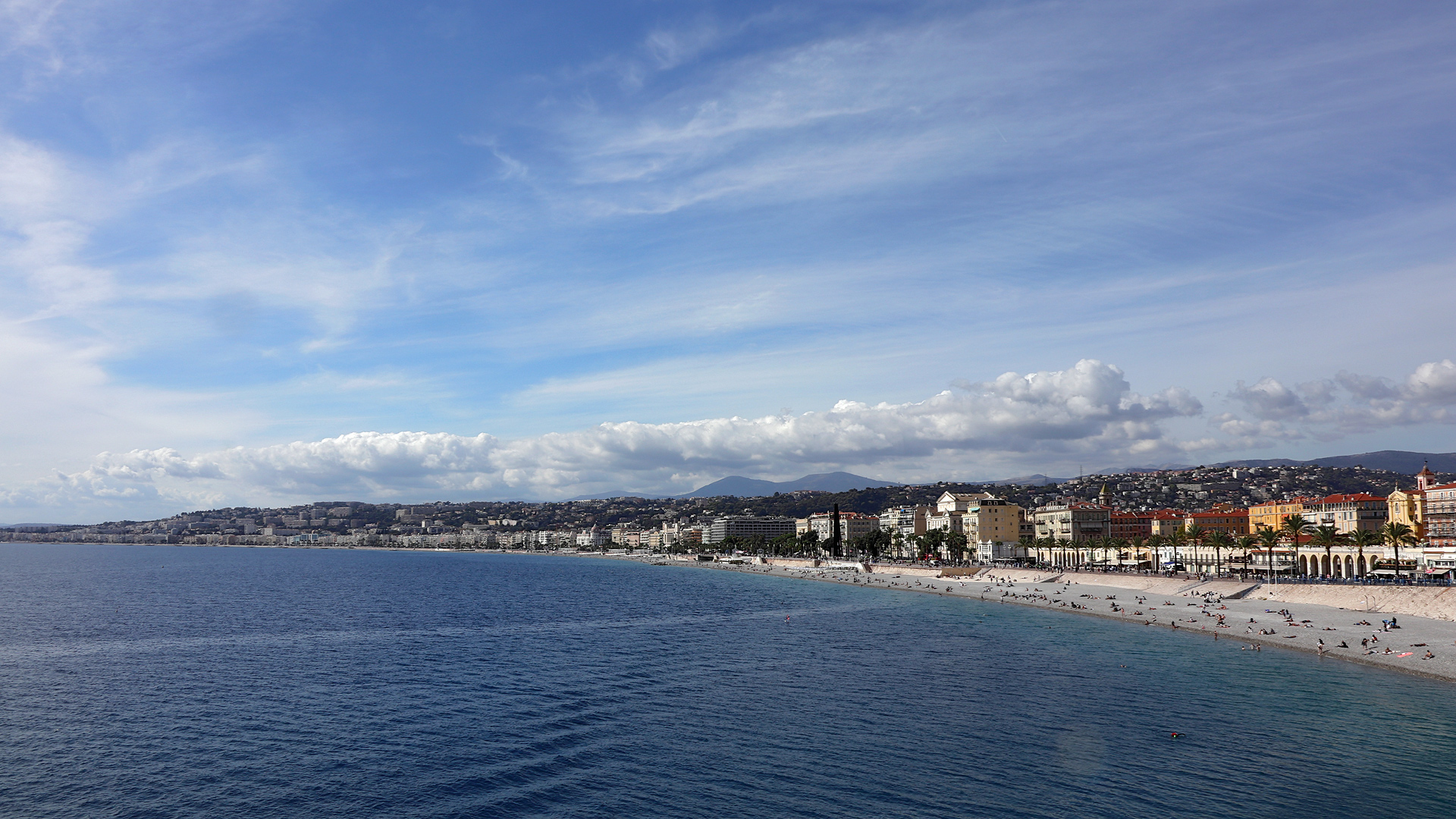 Хор 'София' пя на
Лазурния бряг