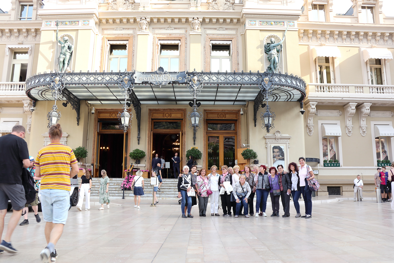 Хор 'София' пя на
Лазурния бряг