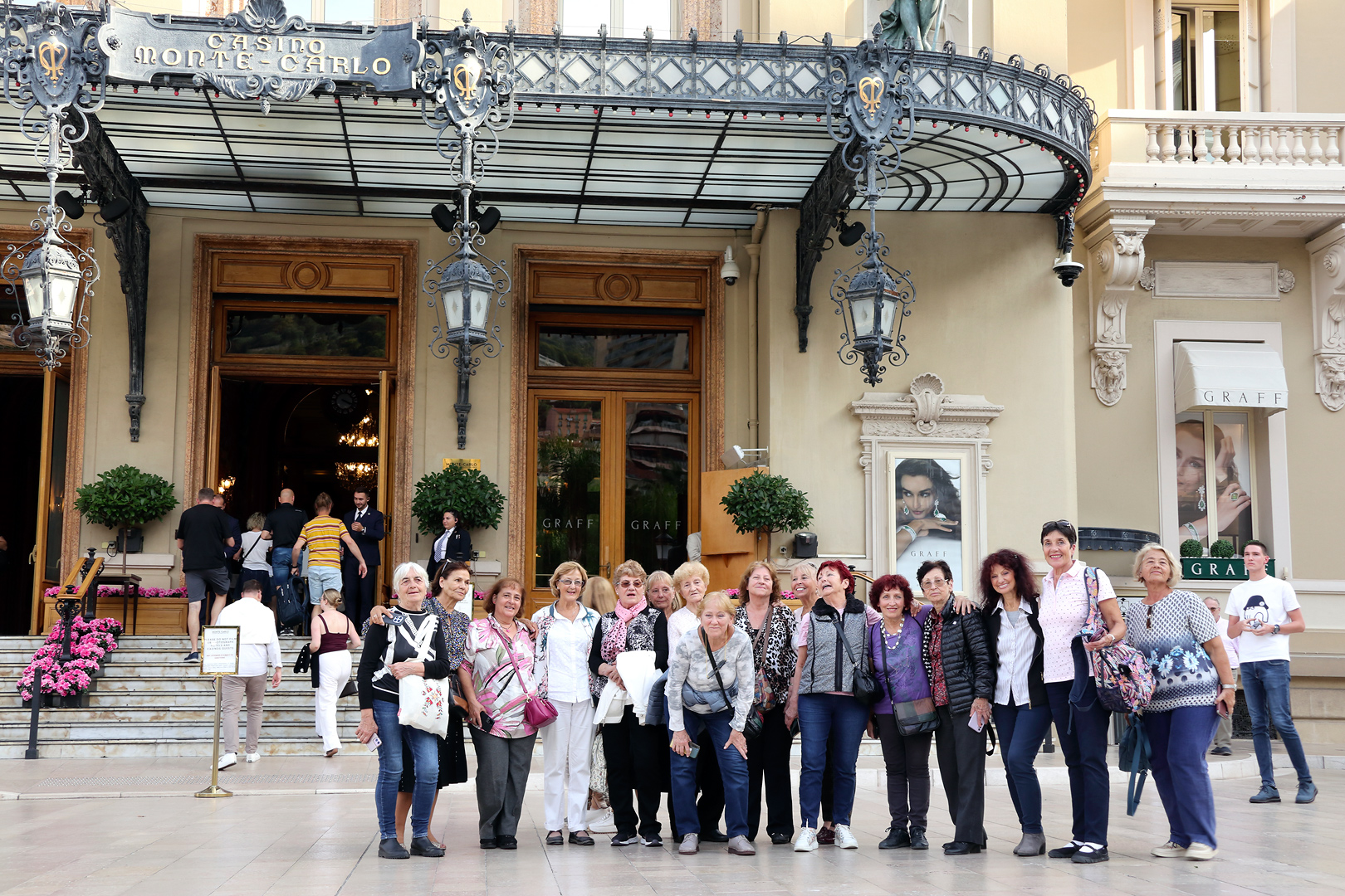 Хор 'София' пя на
Лазурния бряг