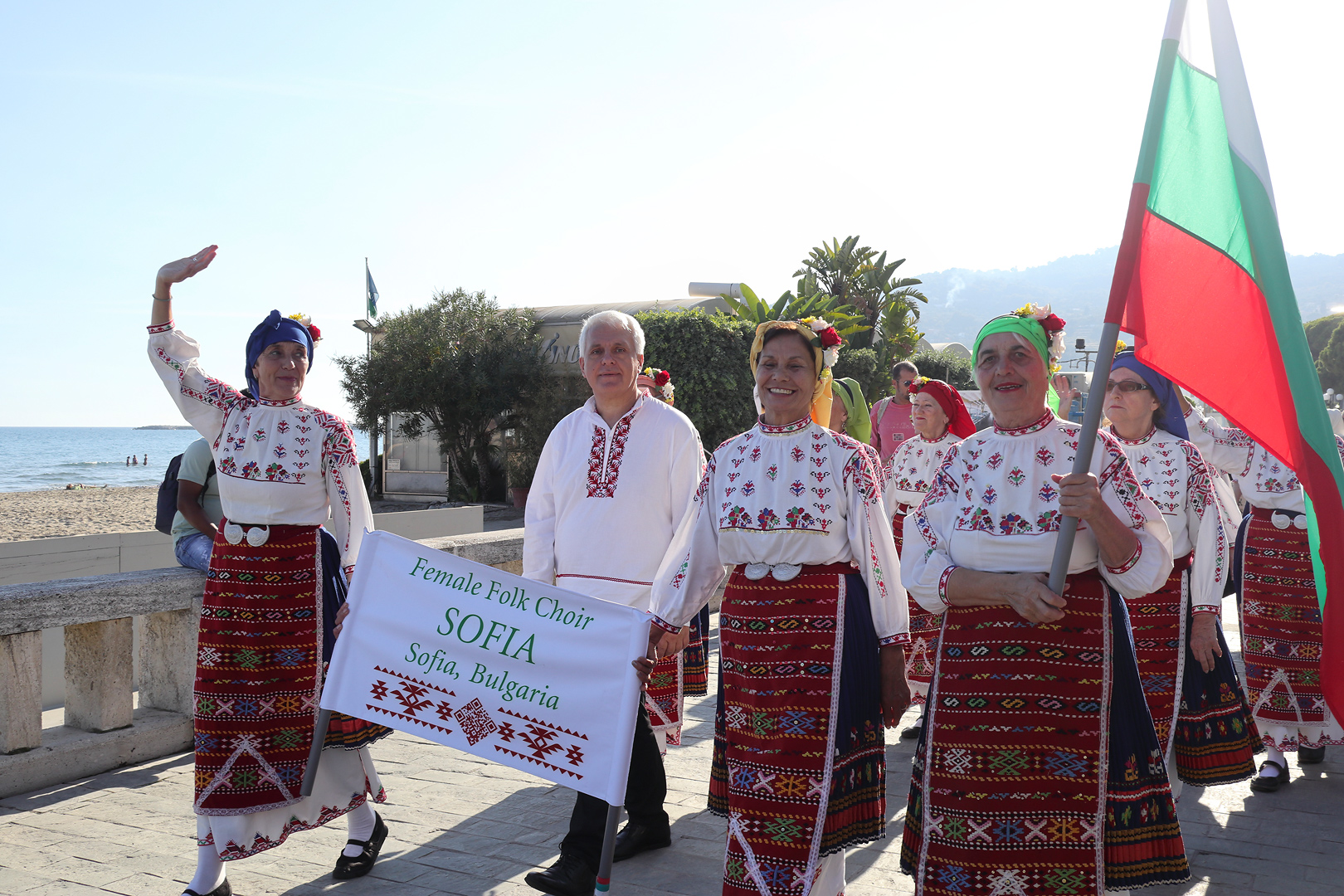Хор 'София' пя на
Лазурния бряг